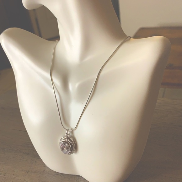 NWT Epiphany five carat pendant with necklace - Picture 6 of 7